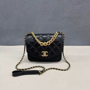 Chanel Women Pre-Loved Bag Very Good Condition
